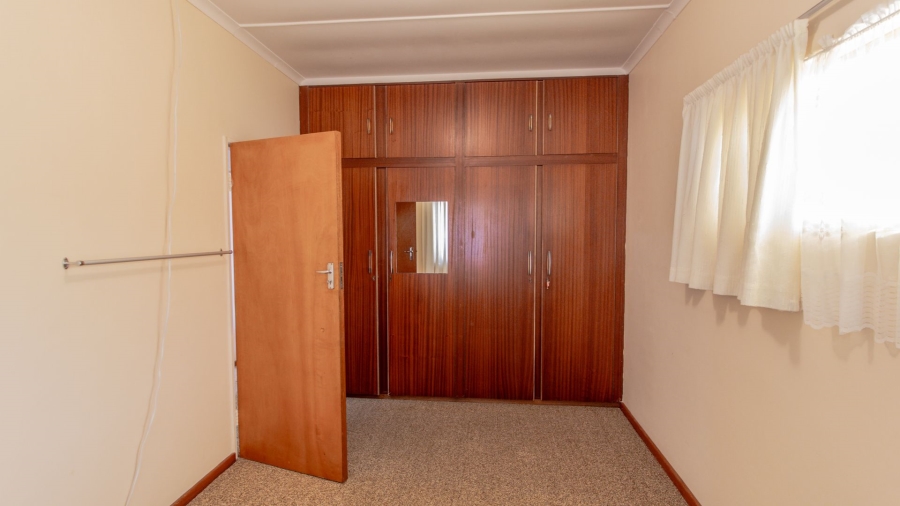 5 Bedroom Property for Sale in Lamberts Bay Western Cape